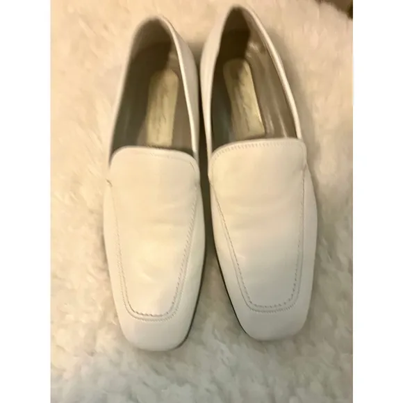 Kenneth Cole Reaction Drivers Seat White Leather Loafers Men's Size 8M.