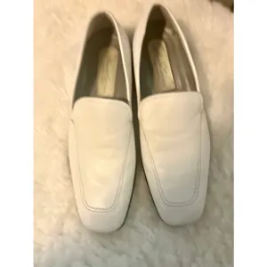 Kenneth Cole Reaction Drivers Seat White Leather Loafers Men's Size 8M.