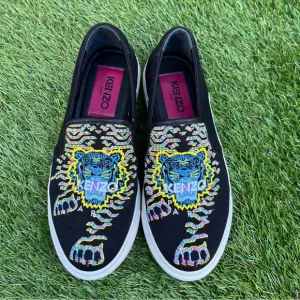 Kenzo Rainbow Tiger Sneakers Embroidered Logo Slip On Women’s EU 35