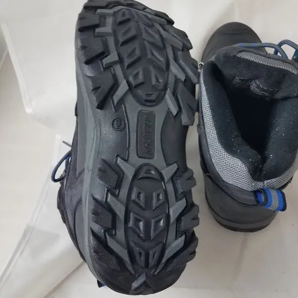 Khombu Men's Fleet Leather Boots 9 NWT Grey/Blue Waterproof