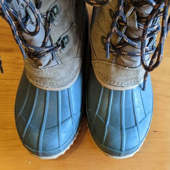 Khombu Tall Lace-Up Waterproof Boots Colyn, women's size 6