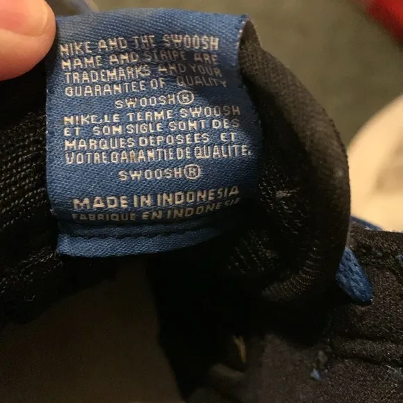 Kids sneakers