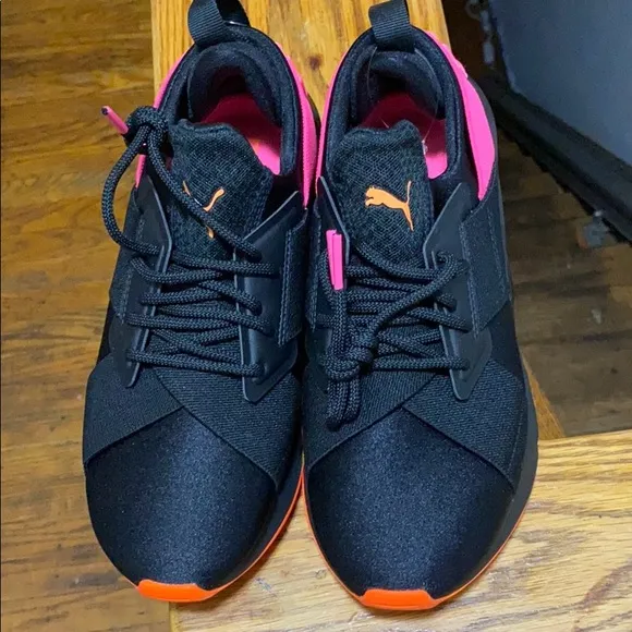 Kids sneakers