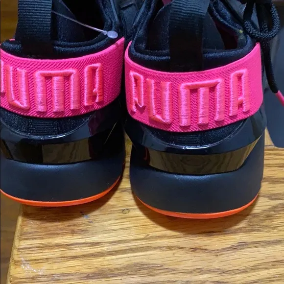 Kids sneakers