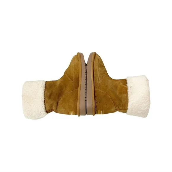 Kookaburra by UGG kids Lytta faux fur front zip booties. Size 2 S# 1121540K