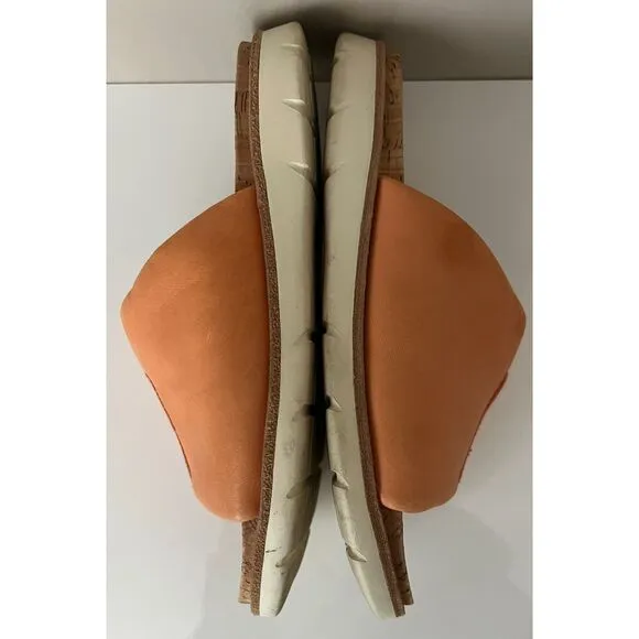 Kork-Ease Leah rust-cayenne colored slide. Size 8.