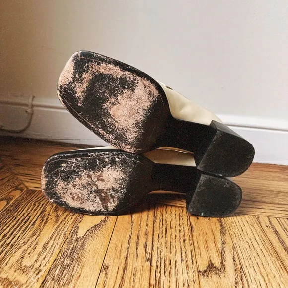 Labucq Cream Kitty Loafers
