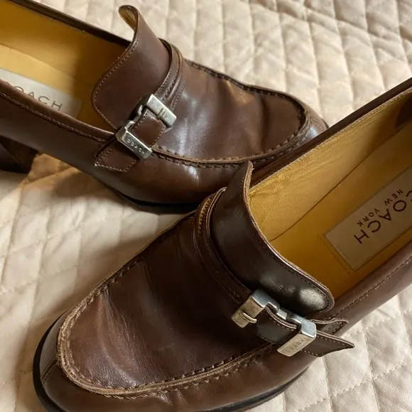 Ladies Brown Leather Made In Italy COACH New York Size 6 Loafers Office Shoes