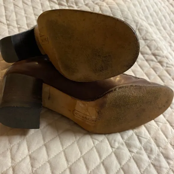 Ladies Brown Leather Made In Italy COACH New York Size 6 Loafers Office Shoes