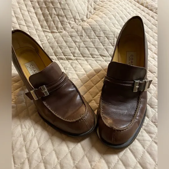Ladies Brown Leather Made In Italy COACH New York Size 6 Loafers Office Shoes