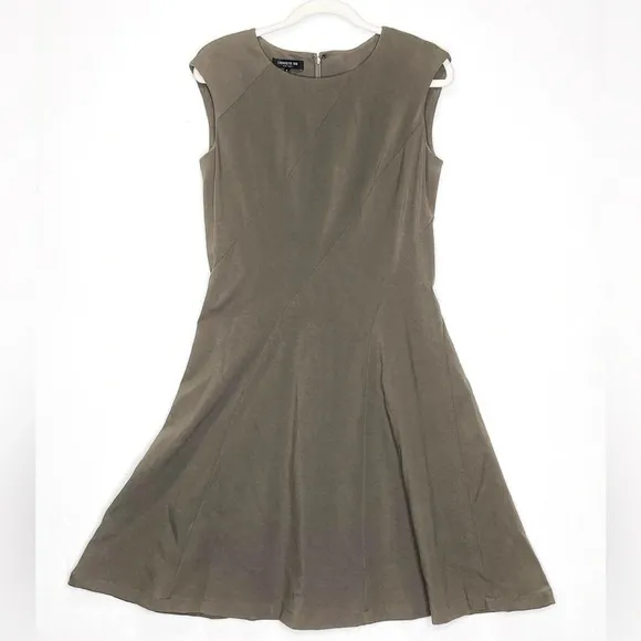 Lafayette 148 New York Fit &amp; Flare Sleeveless Dress Size 8 Neutral Minimalist