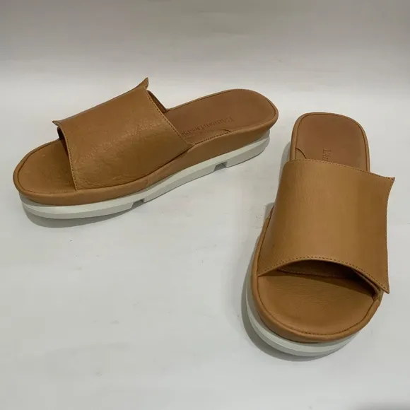 L'Amour Des Pieds Vester Tan Leather Slide Mule Sandal Comfortable Flat Shoe 9