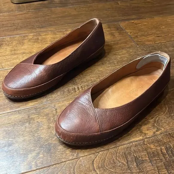L’Amour Des Pieds Dareau Leather Slip-On Flats, 9!