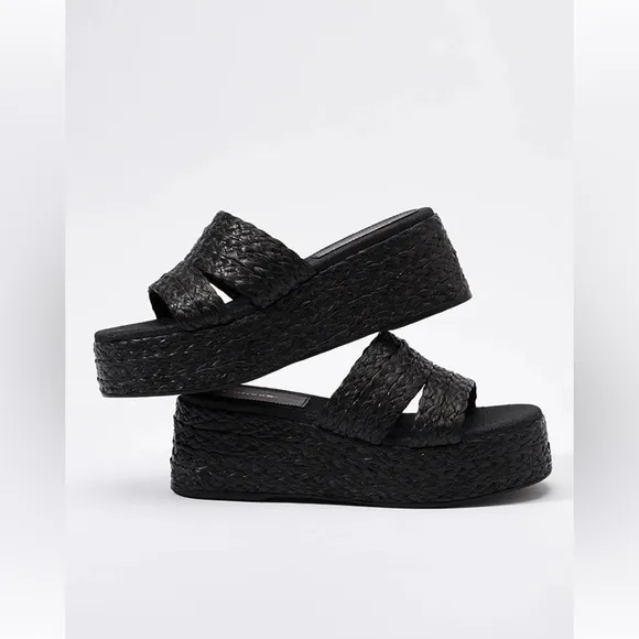 Larroude Ash Braided Raffia Espadrille Flatform Slide Sandals in Black, Size 6.5
