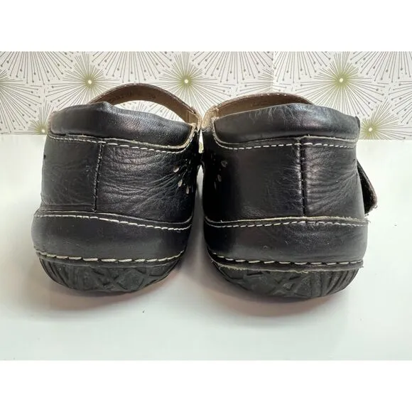 L'Artiste Lazarina Mary Jane flats. Size 38(W).