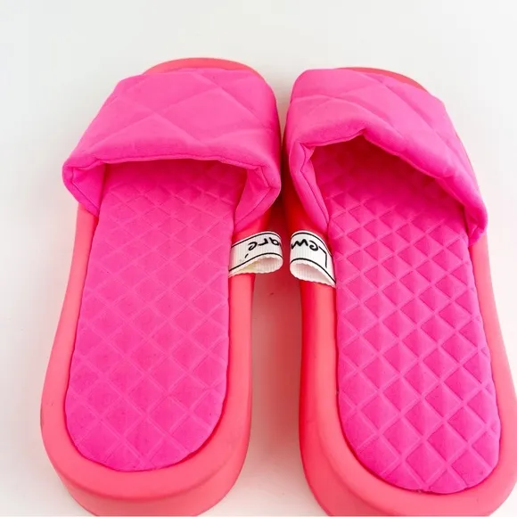 Lemaré Pink Slide Sandal Size