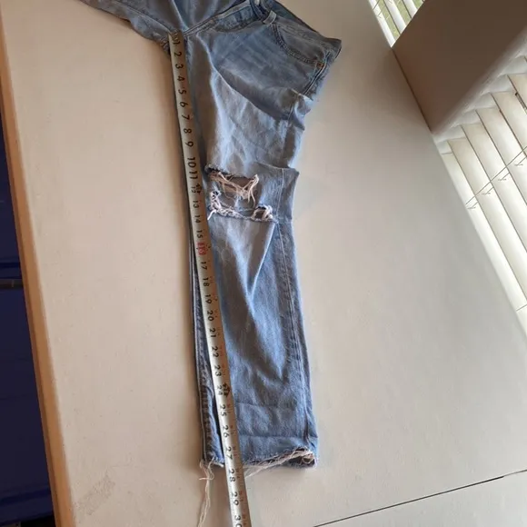Levis 501 Slim Taper Button Fly Distress Jeans Size 25 X 28