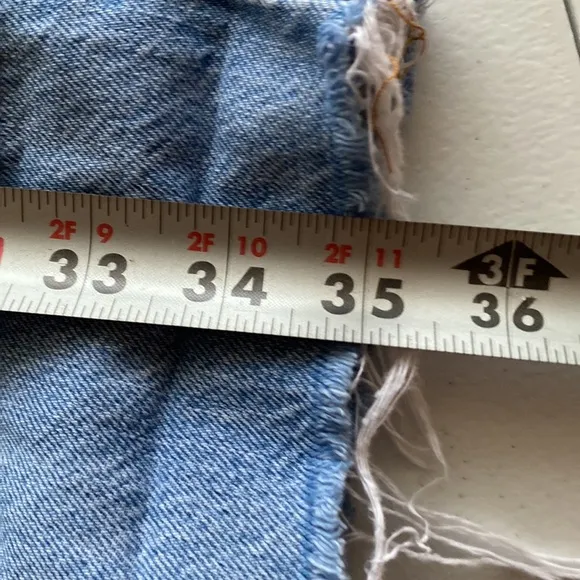 Levis 501 Slim Taper Button Fly Distress Jeans Size 25 X 28