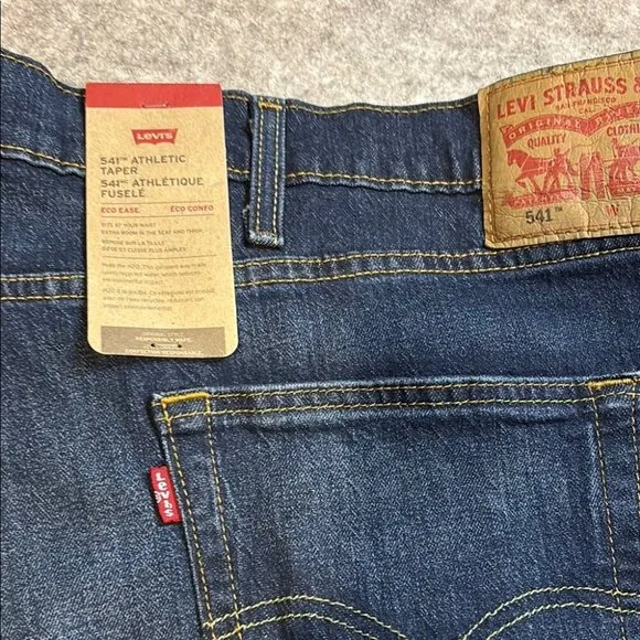 🔥Levi’s 541 Big &amp; Tall Athletic Taper Jeans (56/30) – NEW WITH TAGS!