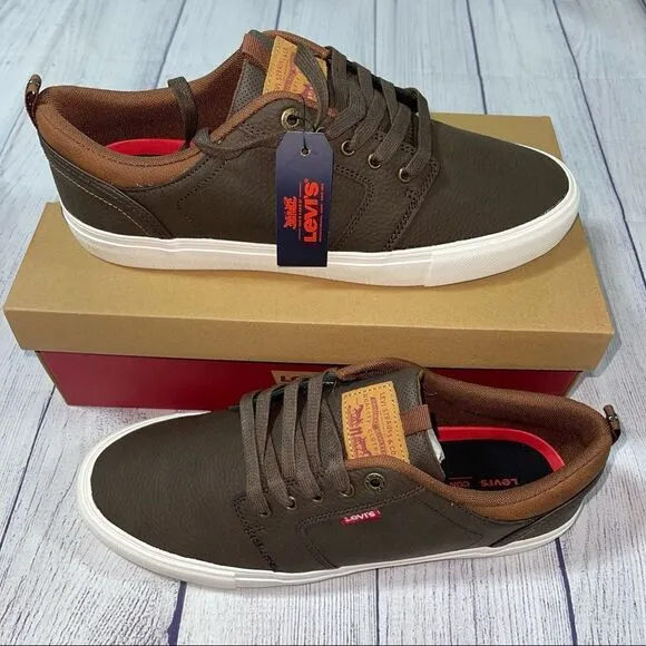 Levi’s Alpine Stacked Sneakers