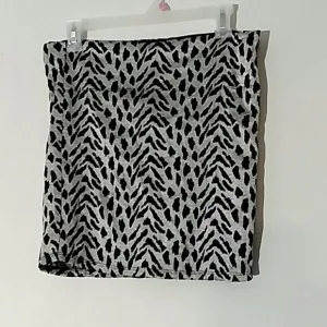 Leyendecker LA Fissure mini skirt L USA nwt