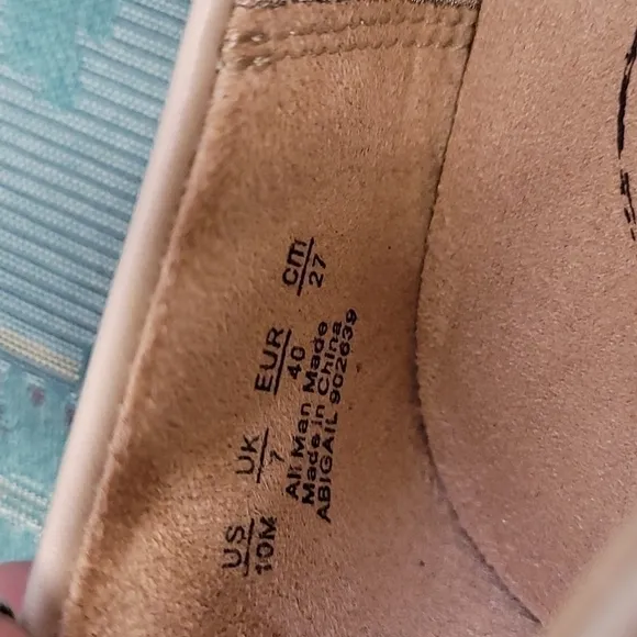 Life stride simply comfort ballet flats, cream colored, size 10, new