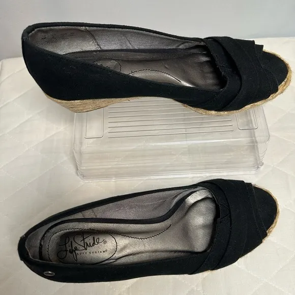 Life Stripe Soft System Womens Espadrilles Wedge Heels Peep Toe Shoes Sandals 8