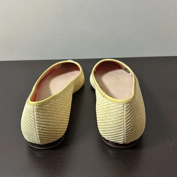 Lilly Pulitzer Via Palm Beach Ballet Flats Womens Pointed Toe Cream Size 7 M NEW