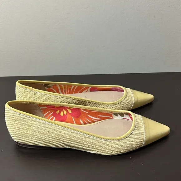 Lilly Pulitzer Via Palm Beach Ballet Flats Womens Pointed Toe Cream Size 7 M NEW