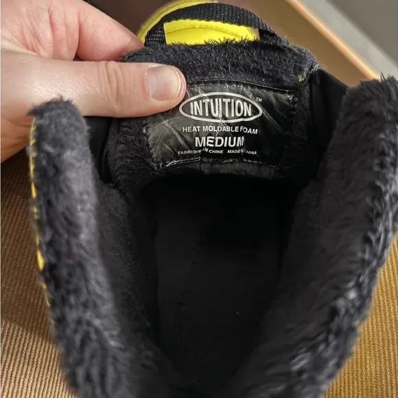 LINE Traveling Circus Yellow Boots