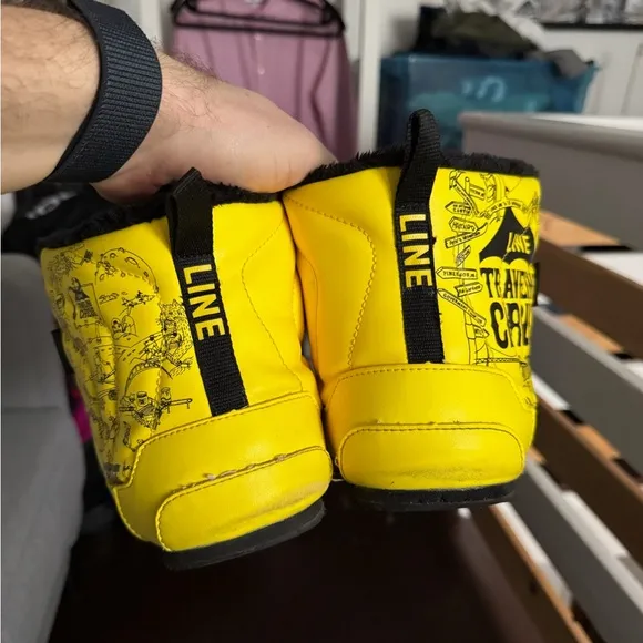 LINE Traveling Circus Yellow Boots