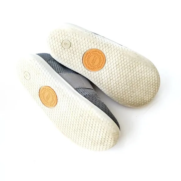 Livie &amp; Luca 9 Lynx Slip On Mesh Sneakers Grey