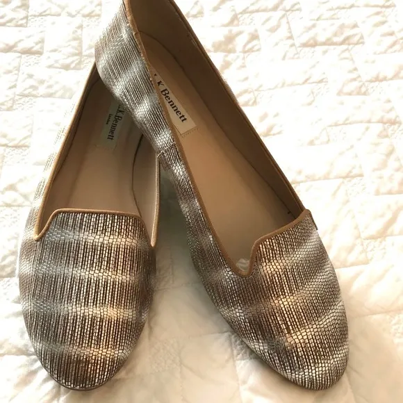 L.K. Bennett London - Princess of Wales Fav. Brand. leather loafers (like new)