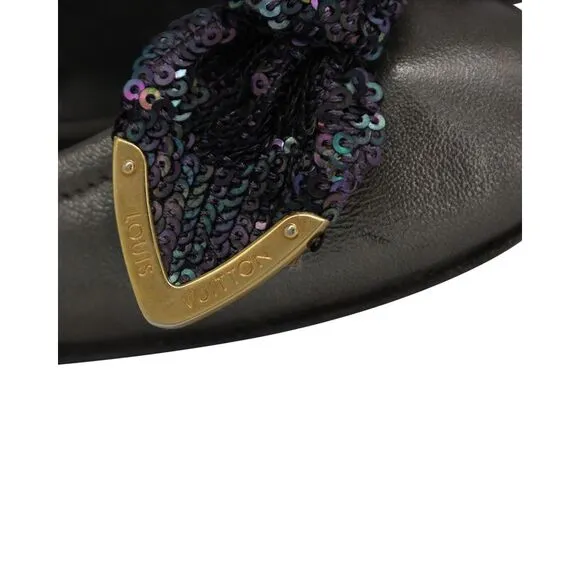 Louis Vuitton Flexible Sequined Bow Ballerina Flats in Silver Leather