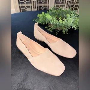 Lucky Brand Beige Suede Flats 8.5 NWOB