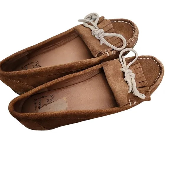 Lucky brand brown suade moccasin loafers