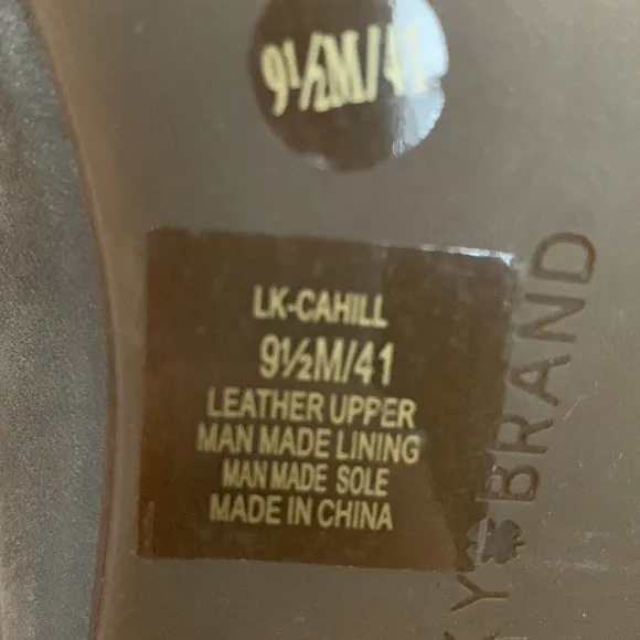Lucky brand slip on loafers size 8.5 in new condition