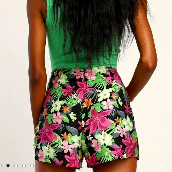 Lulu's Tropical Destinations Black Floral Print Side-Tie Mini Skort / Shorts S