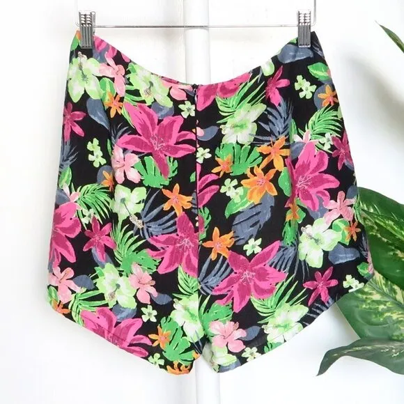 Lulu's Tropical Destinations Black Floral Print Side-Tie Mini Skort / Shorts S