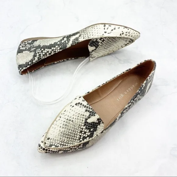 [Madden Girl] Snake Skin Printed Flats