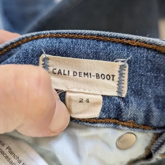 Madewell Women’s Cali Denim Boot Cut Raw Hems Jeans Size 24
