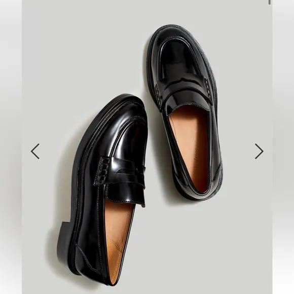 MadswellThe Vernon Loafer$158COLOR True Black women size 8 gently used