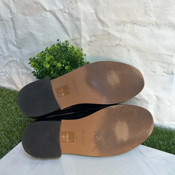 MadswellThe Vernon Loafer$158COLOR True Black women size 8 gently used