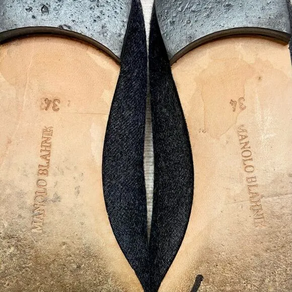 Manolo Blahnik Felt Wool Pointed Cap Toe Flats in Grey/Black