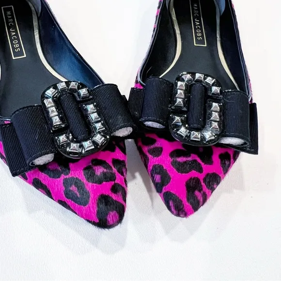Marc Jacobs Fuchsia Pink Interlock Cheetah Print Size 40