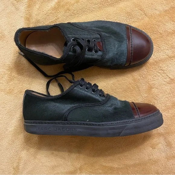Marc Jacobs Pony Hair Lace up shoes