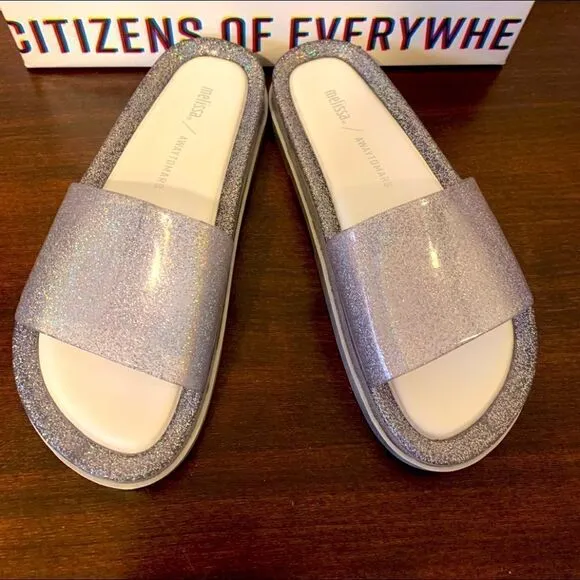 Melissa beach slide soft  padded footbed open toe sandal size 6, new