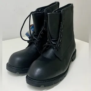 Men’s 15 W Thorogood 834-6431 Hard Toe Waterproof Leather Vibram Sole Boots