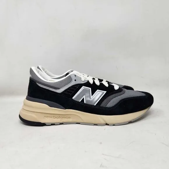 Men's 9 New Balance x J Crew 997R sneakers in Black suede U997RHC