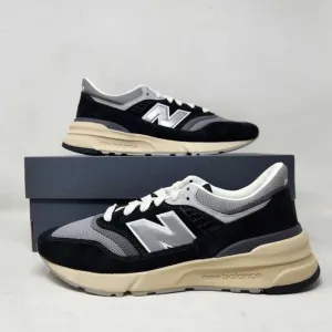 Men's 9 New Balance x J Crew 997R sneakers in Black suede U997RHC